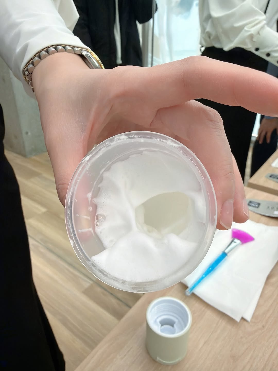 インセルダム パウダーウォッシュ 泡立ての目安